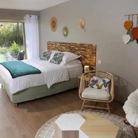 La Transparence Bed & Breakfast Rochefort-Montagne